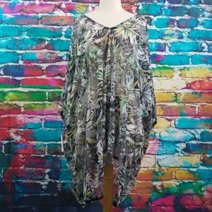 Kenneth Cole NWT swimsuit cover-up Size Small